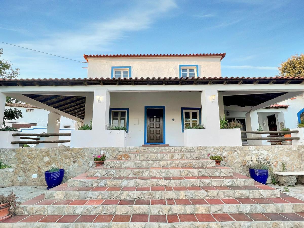 Quinta Mourada Bed & Breakfast Sao Bartolomeu dos Galegos e Moledo Bagian luar foto